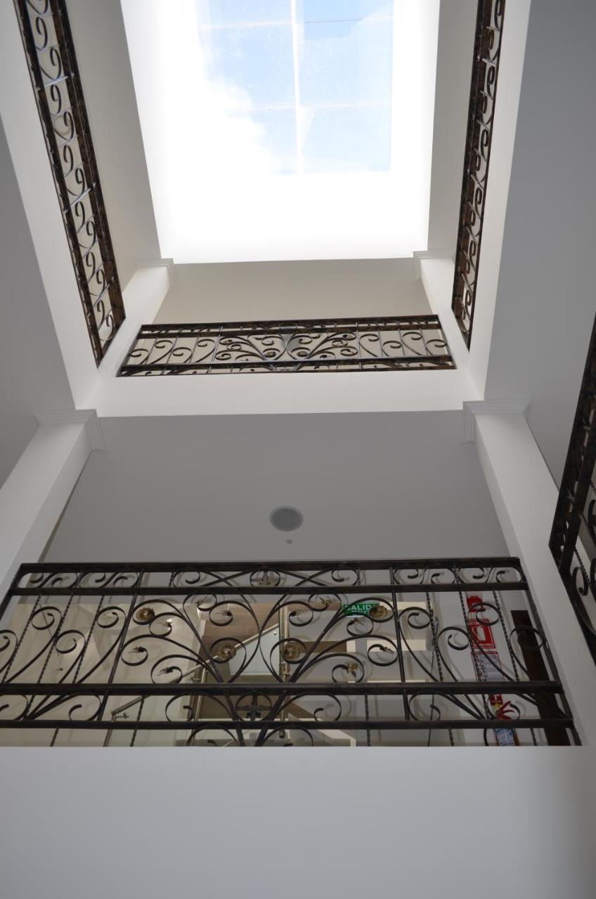 Hotel Gran Mariscal Кито Экстерьер фото