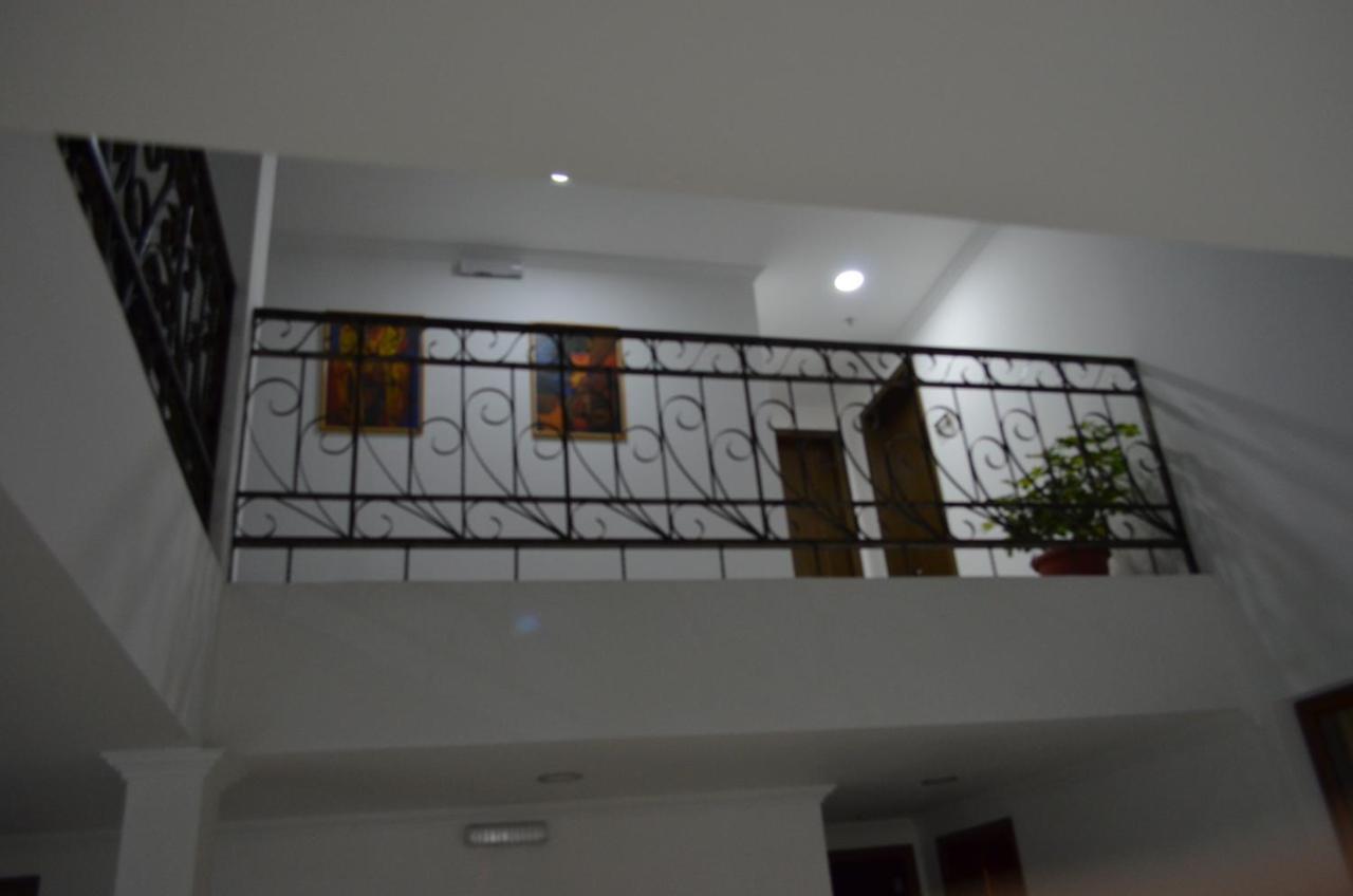 Hotel Gran Mariscal Кито Экстерьер фото