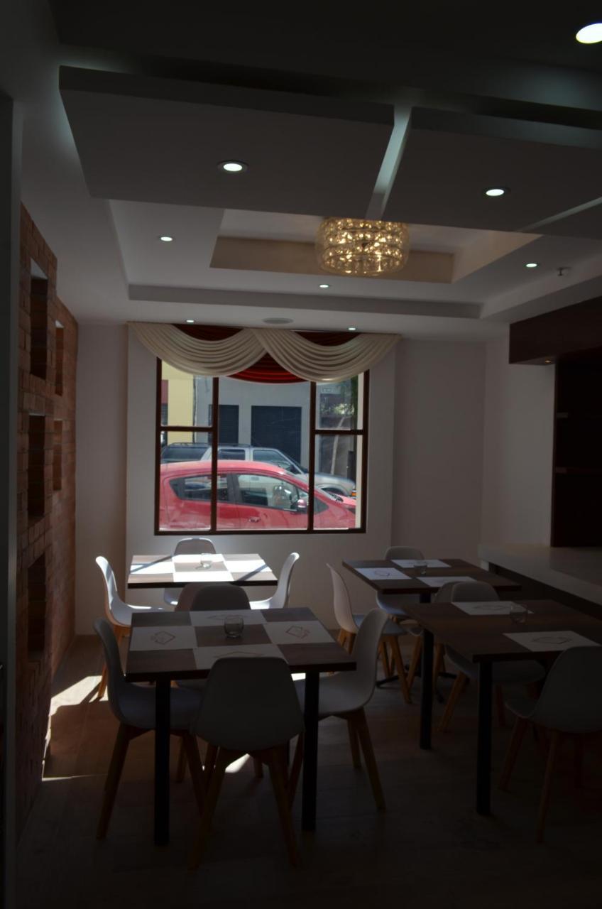 Hotel Gran Mariscal Кито Экстерьер фото